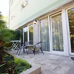 Okuka Apartman *