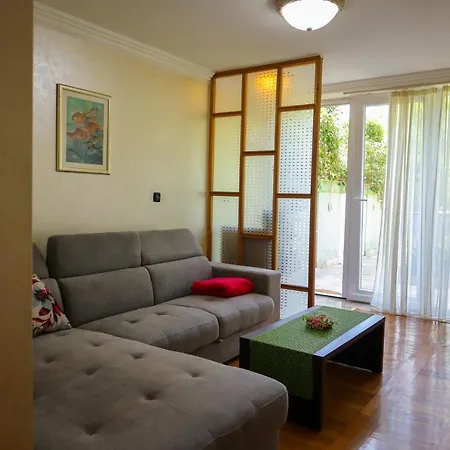 Apartment Okuka